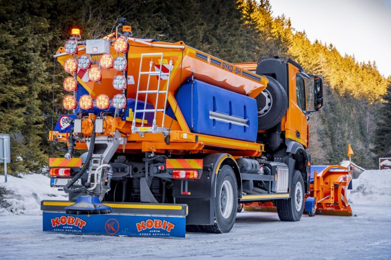 Sypač chemických a inertních materiálů SYKO 4-6 - Obrázek 3