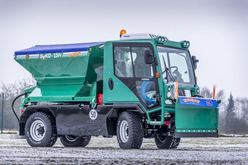 Sypač chemických a inertních materiálů SYKO 2-3